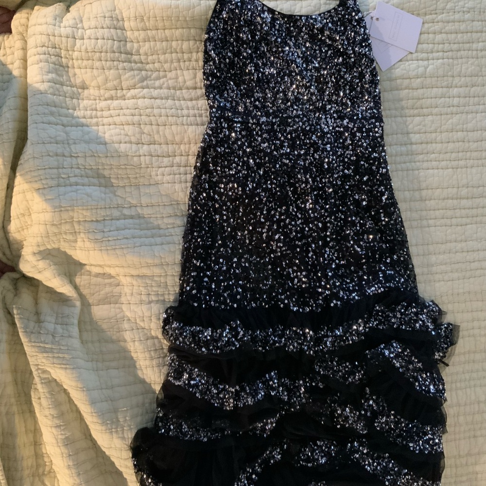 Mac Duggal Black and Silver Sequin Maxi Dress NWT Sz 8 - Picture 3 of 4